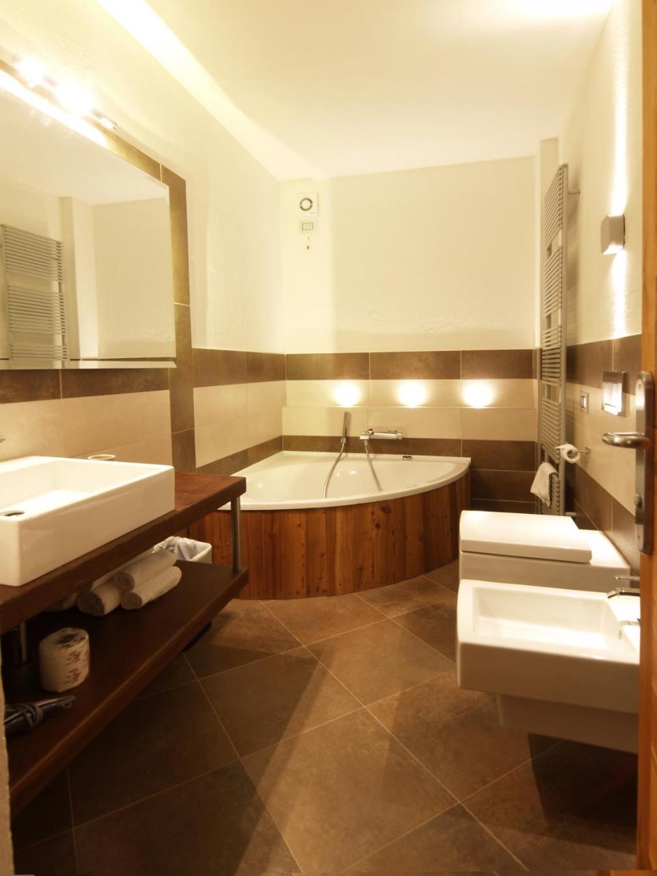 Albergo Nazionale Vernante Ngoại thất bức ảnh